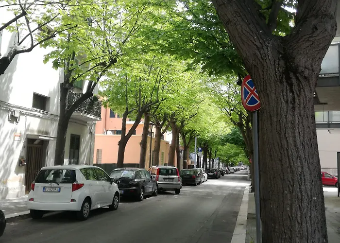 Dei Tigli לינה וארוחת בוקר לצ'ה